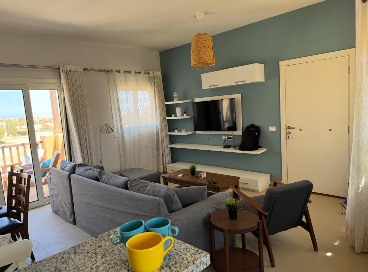 2 Bedrooms With Pool & Views